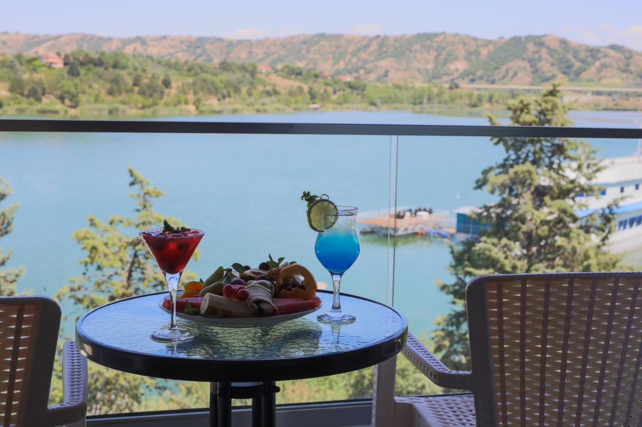 Glorius Hotel Veles Bagian luar foto