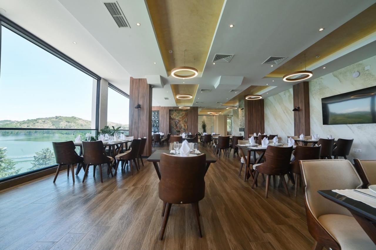 Glorius Hotel Veles Bagian luar foto