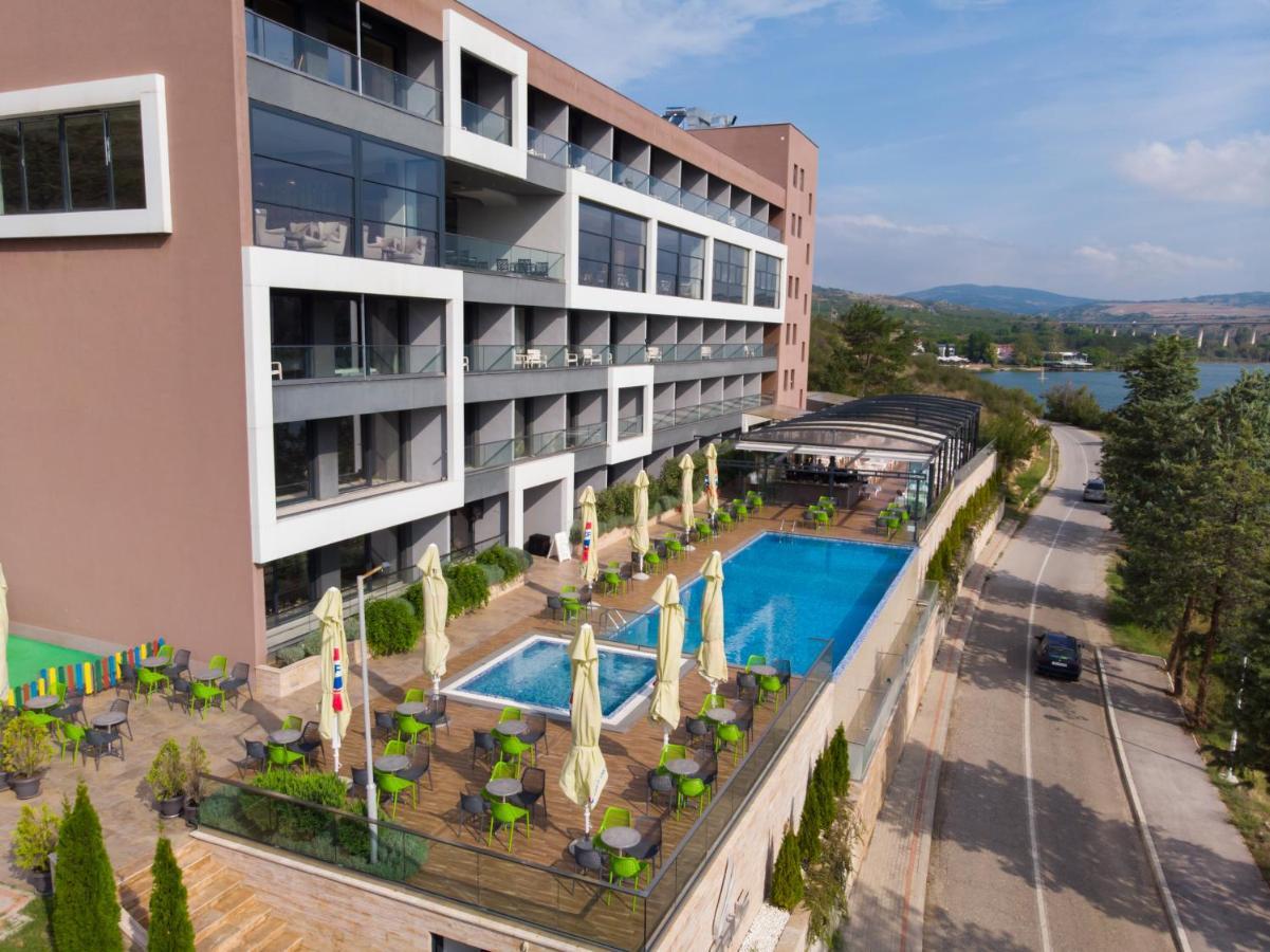 Glorius Hotel Veles Bagian luar foto