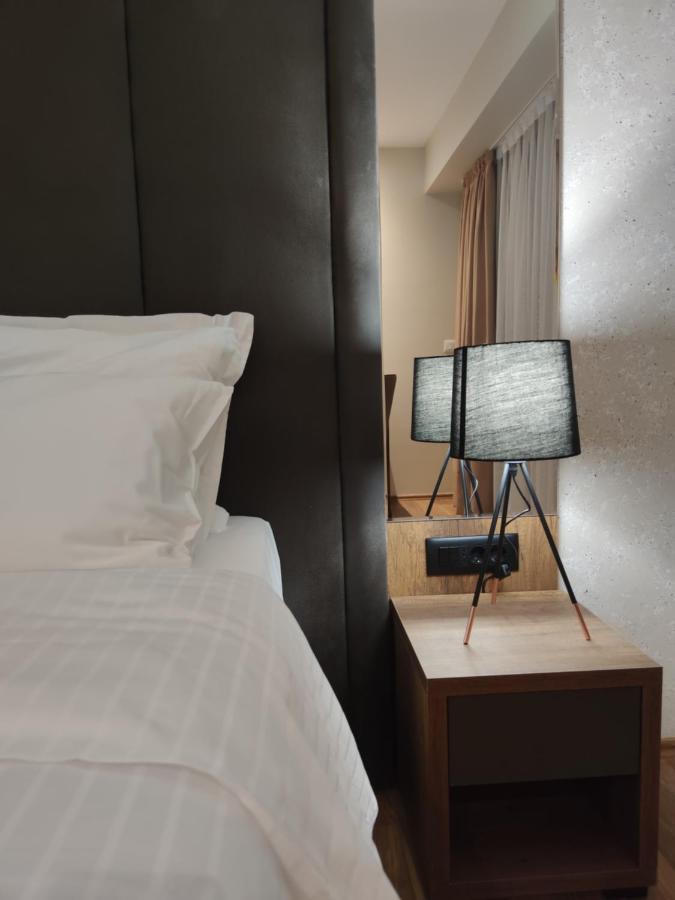 Glorius Hotel Veles Bagian luar foto