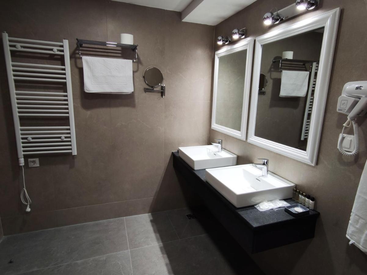Glorius Hotel Veles Bagian luar foto