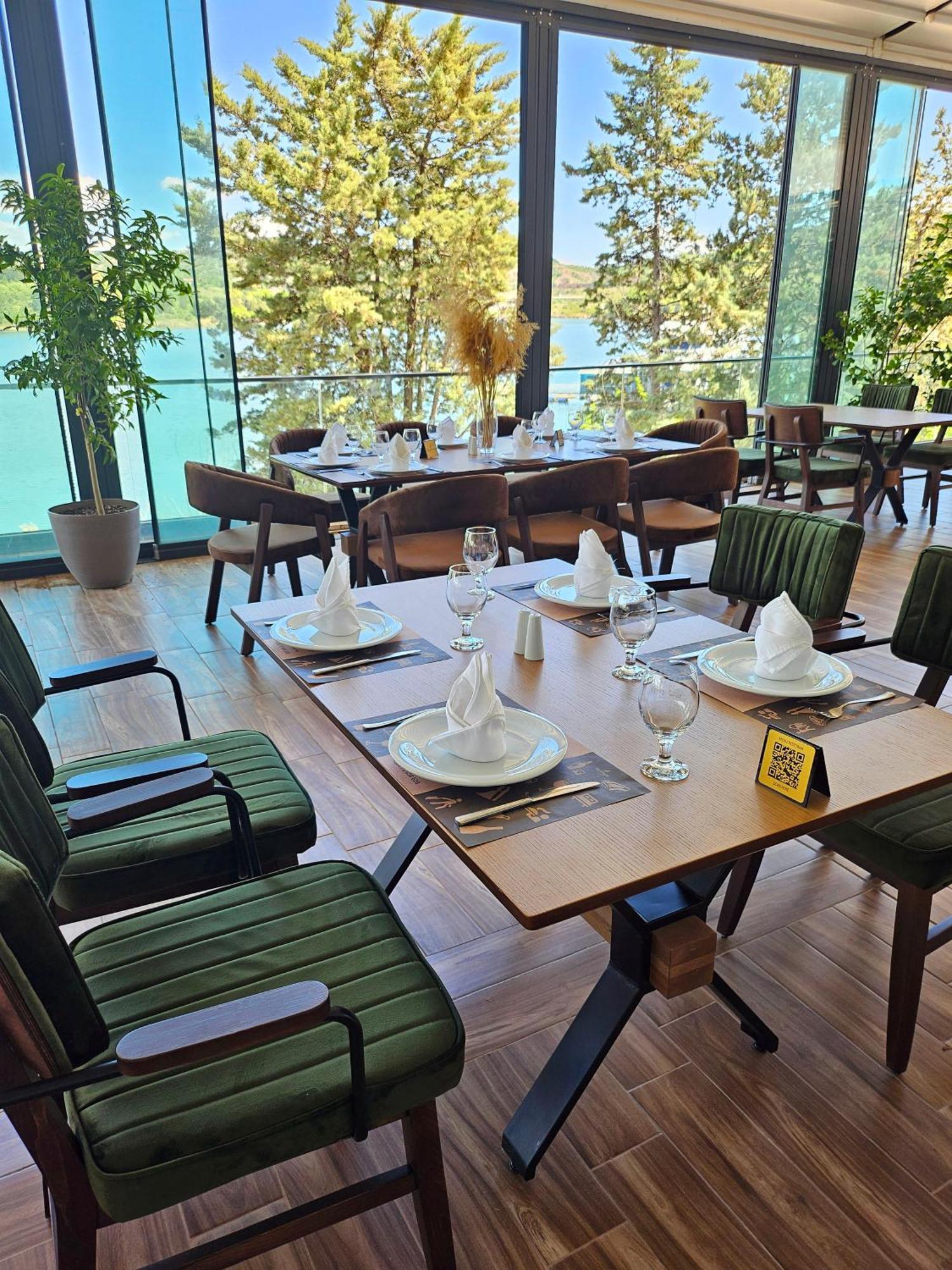 Glorius Hotel Veles Bagian luar foto